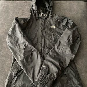 Womens The North Face HyVent jacket w/ liner